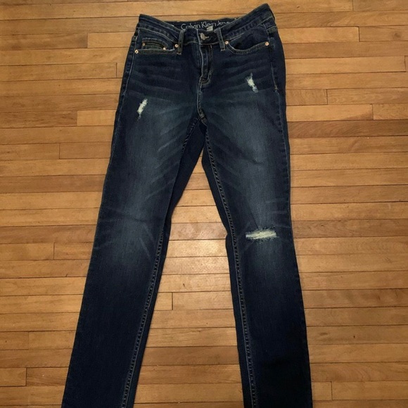 Calvin Klein Skinny Jeans - Picture 1 of 3